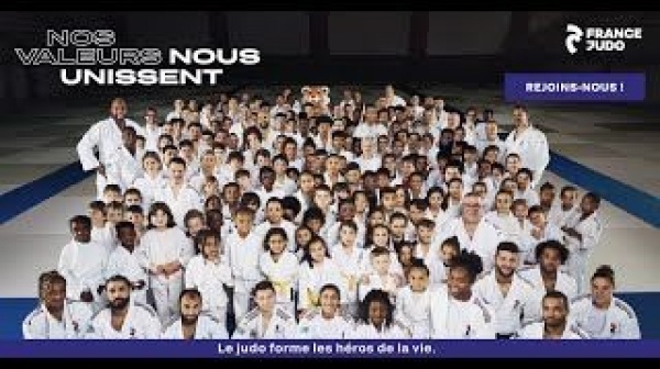 FORUM  - STAND